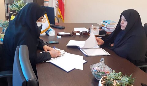 امضای تفاهم نامه اداره کل کتابخانه های عمومی و دفتر امور بانوان و خانواده استانداری ایلام