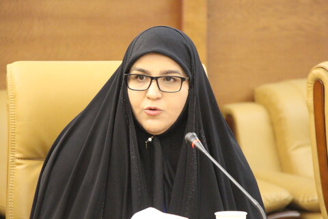 شاعران باید در مورد نقشهای حضرت فاطمه(س) در طول زندگیشان شعر بگویند