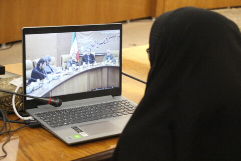 شاعران باید در مورد نقشهای حضرت فاطمه(س) در طول زندگیشان شعر بگویند