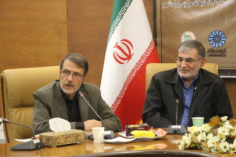 شاعران باید در مورد نقشهای حضرت فاطمه(س) در طول زندگیشان شعر بگویند