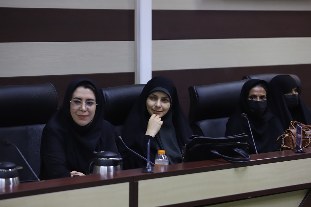 پرهیز دادن کتابخانهها از روزمرّگی و قدم برداشتن در مسیر حمایت از فعالان حوزه کسب و کار