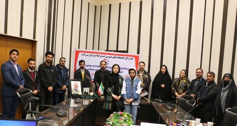 سردار سلیمانی در راه دفاع از آرمانهای خود ثابت قدم و استوار ایستاد