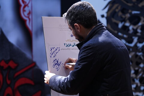 شهید سلیمانی بر قلبها فرماندهی داشت