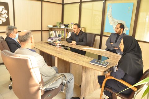 رفع موانع و مشکلات در مسیر بهرهبرداری کتابخانه مرکزی رشت