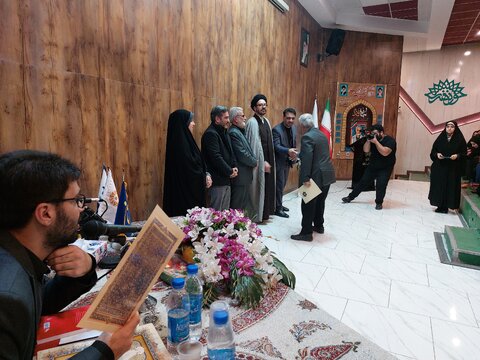 با زبان هنر میتوان نسل سلیمانی را پرورش داد