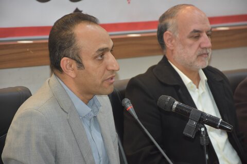 شخصیت شهید سلیمانی به شعر و ادبیات معاصر بسیار کمک کرده است