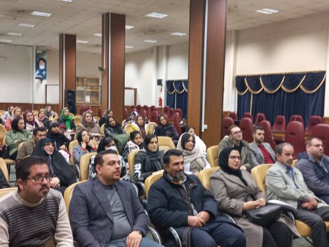 برگزاری کارگاه روان شناسی تاب آوری برای والدین کودکان کم شنوا و ناشنوا