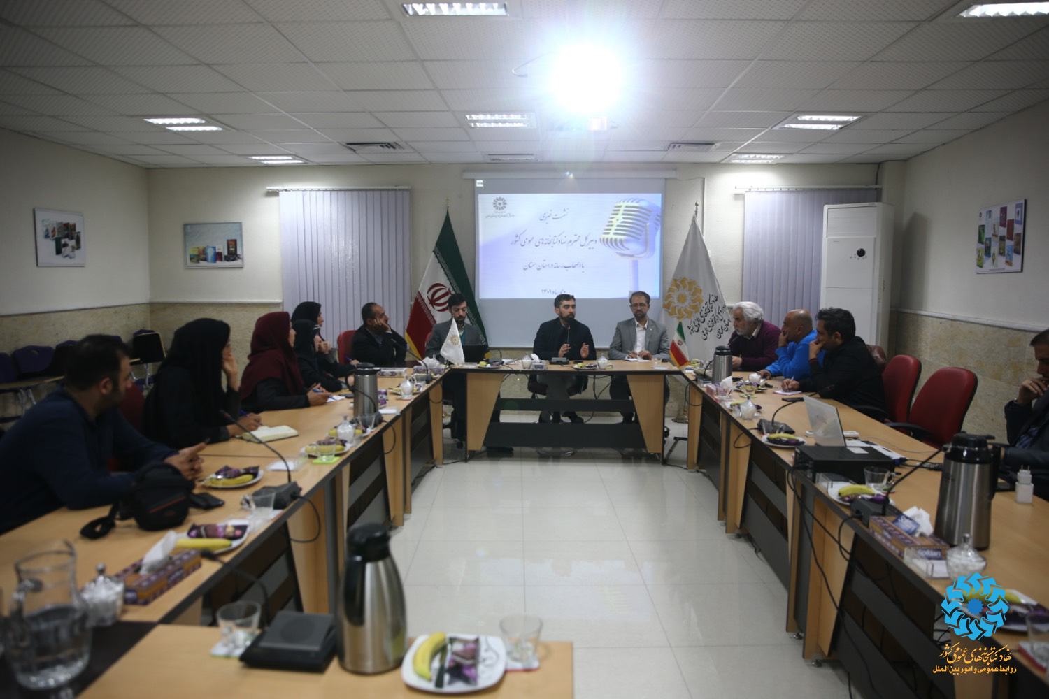 ضرورت بازطراحی و بازتعریف خدمات در کتابخانههای عمومی استان سمنان