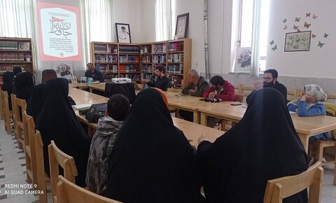 مردمدوستی و خدمت صادقانه به مردم از مهمترین مولفههای مکتب حاج قاسم سلیمانی است