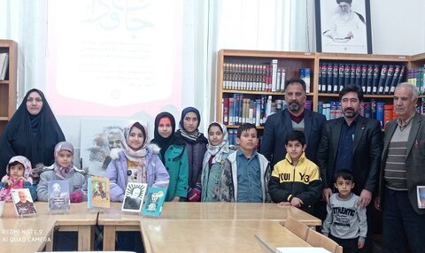 مردمدوستی و خدمت صادقانه به مردم از مهمترین مولفههای مکتب حاج قاسم سلیمانی است