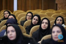 دیدار و گفتگوی دبیرکل نهاد با بانوان همکار در جشن سالروز ولادت حضرت فاطمه(س) و روز زن