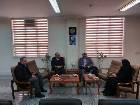 نمایندگان مسیحیان ارمنی شمال کشور و مسیحیان آشوری و کلدانی از کتابخانه مرکزی آذربایجانغربی بازدید کردند