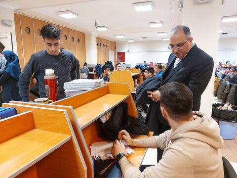 نمایندگان مسیحیان ارمنی شمال کشور و مسیحیان آشوری و کلدانی از کتابخانه مرکزی آذربایجانغربی بازدید کردند