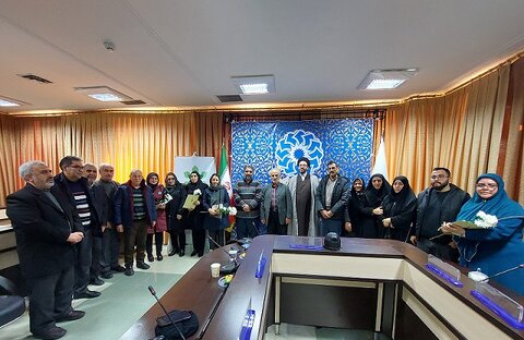 ویژه برنامه محفل شعر «سرودههای فاطمی» در آذربایجانغربی برگزار شد