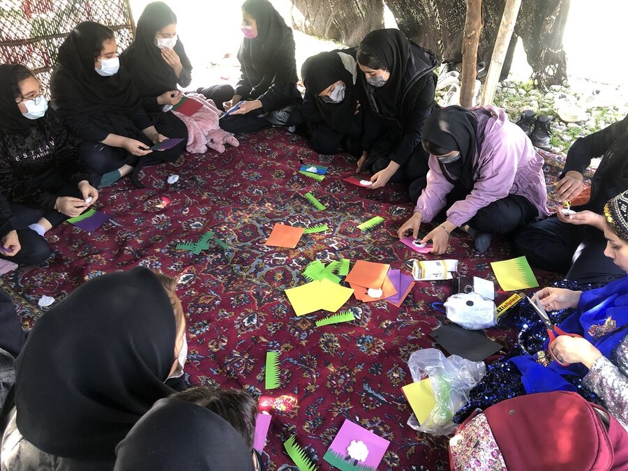 فرهنگ کتابخوانی را در میان دانشآموزان عشایر توسعه خواهیم داد