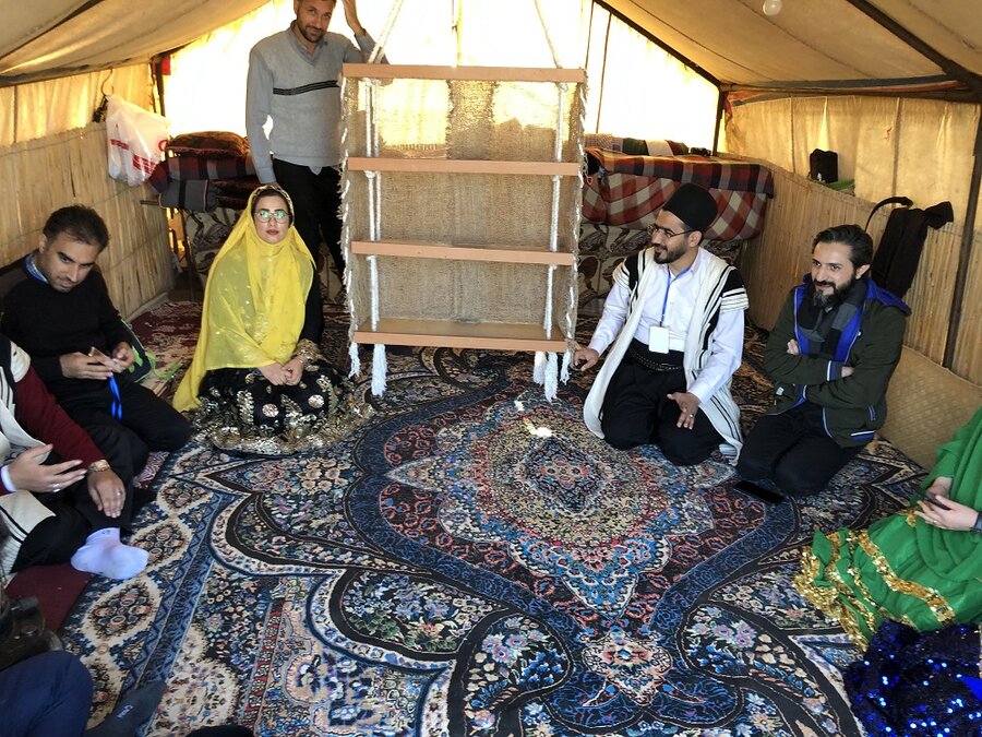 فرهنگ کتابخوانی را در میان دانشآموزان عشایر توسعه خواهیم داد