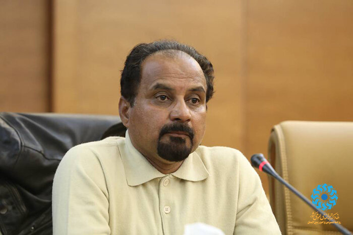 ظرفیت و گستردگی شبکه کتابخانههای عمومی در ایران مثالزدنی است «راویان فجر»؛ محفل ادبی جلوه ایران در شعر بینالملل