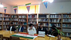 برافراشته شدن پرچم مقدس جمهوری اسلامی ایران در کتابخانه های عمومی کرمان