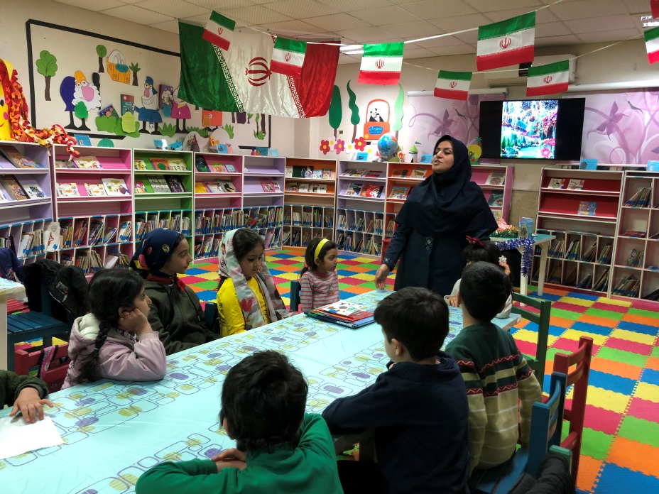 کتابخانه مرکزی سمنان میزبان جشن بزرگ انقلاب شد