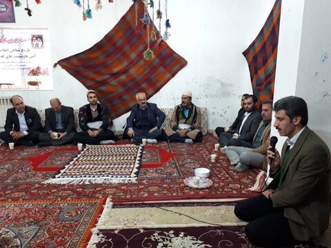 لزوم حفاظت از ادبیات بومی و محلی برای آیندگان