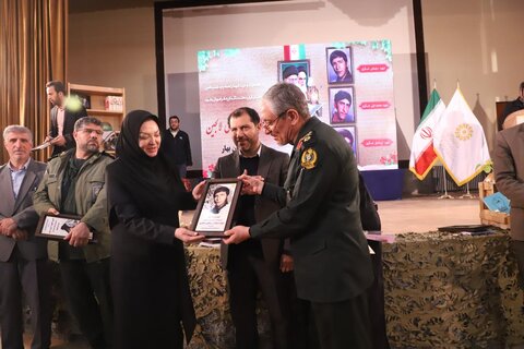 میدان نبرد در قرن ۲۱، حوزه فکر، اندیشه و مطالعه است