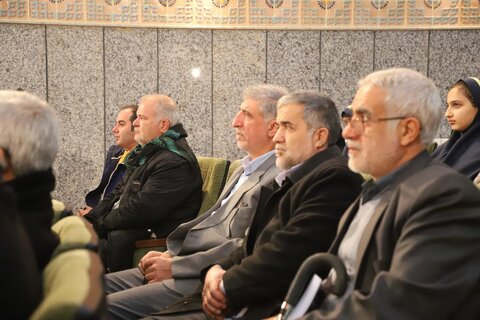 میدان نبرد در قرن ۲۱، حوزه فکر، اندیشه و مطالعه است