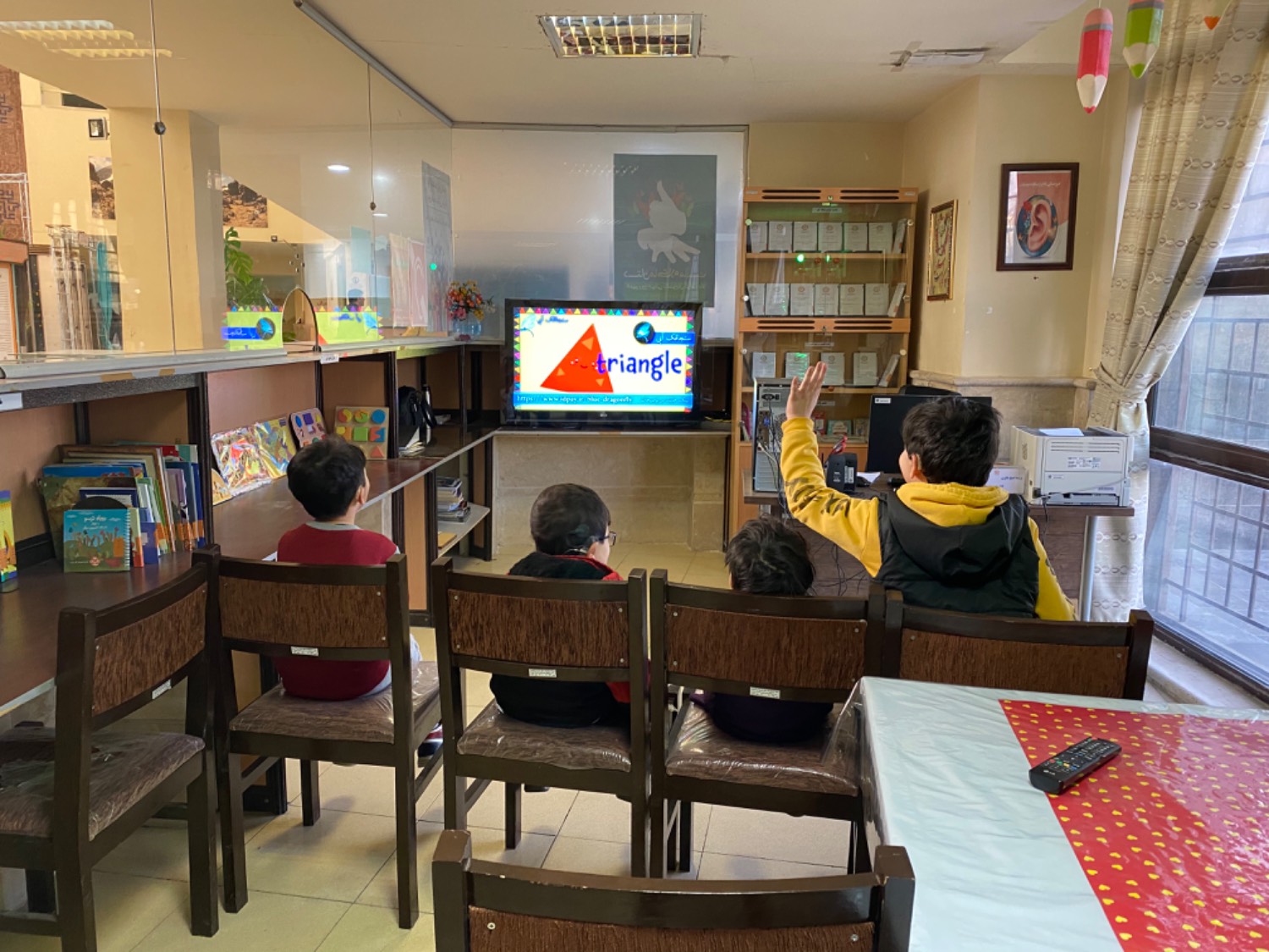 آرزو دارم کتابخانه به خانه مورد علاقه بچهها تبدیل شود