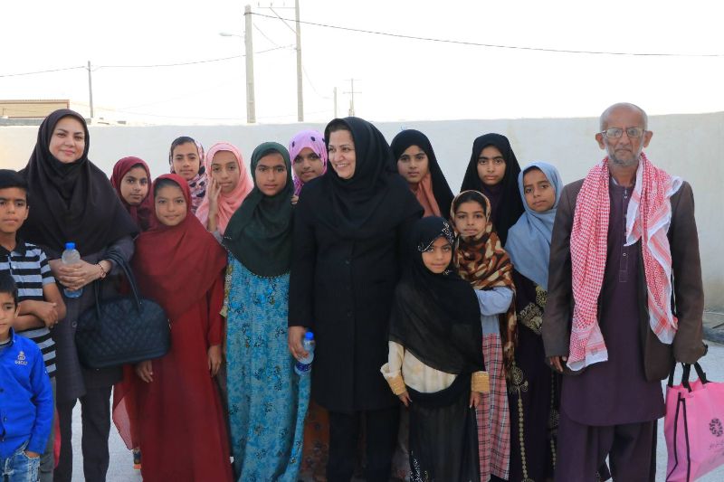 پیشخان کتابخانهای فرصتی برای ارائه خدمات فرهنگی به روستاها و شهرهای فاقد کتابخانه است