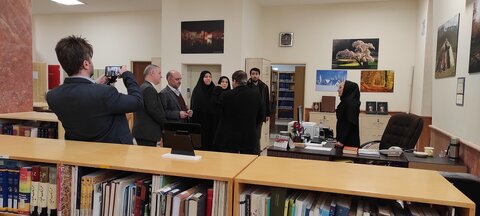 حمایت از کسب و کارهای کوچک با بهرهگیری از ظرفیت کتابخانههای عمومی