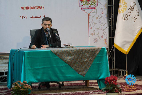 اهمیت ترسیم جایگاهی مناسب از کتابخانههای عمومی در جامعه/ رابطه فعالیتهای مؤثر و تحقق مطالبات کتابداران