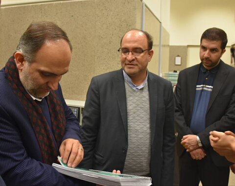 اقدام نهاد در تعریف نقش های جدید برای کتابخانه های عمومی قابل توجه است