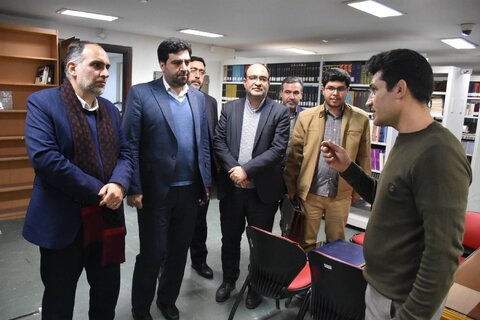 اقدام نهاد در تعریف نقش های جدید برای کتابخانه های عمومی قابل توجه است