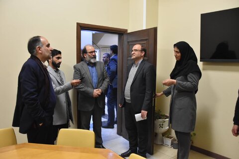 اقدام نهاد در تعریف نقش های جدید برای کتابخانه های عمومی قابل توجه است