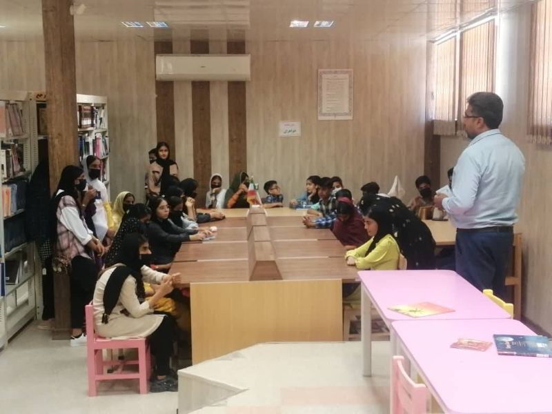 برنامه کتابخانهگردی در کتابخانههای عمومی امام علی(ع) بخش سندرک میناب و میثاق بندرخمیر برگزار شد