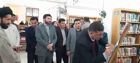 حضور ذوالفقار یوسفی، شهردار محترم اردل در طرح کتابخانه گردی کتابخانه شهید باهنر اردل