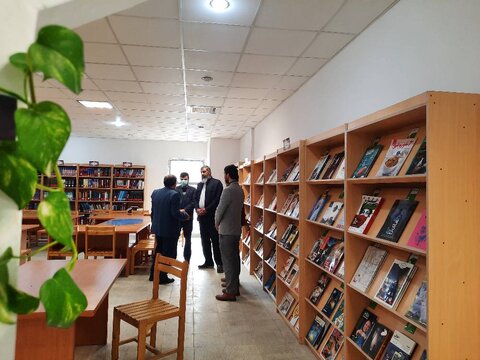 حضور پرشور مردم و مسئولان استان خراسان‌شمالی در طرح کتابخانه‌گردی 