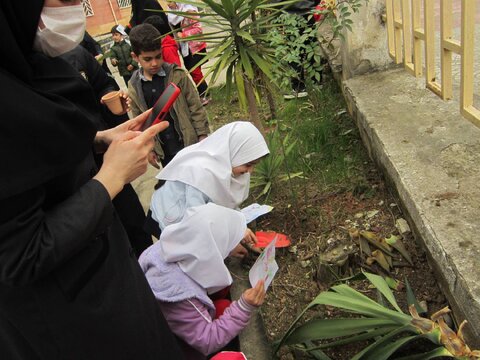 میزبانی کتابخانههای عمومی گیلان از دوستداران کتاب در روز نخست طرح کتابخانهگردی