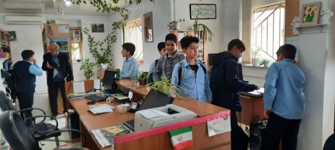 میزبانی کتابخانههای عمومی گیلان از دوستداران کتاب در روز نخست طرح کتابخانهگردی