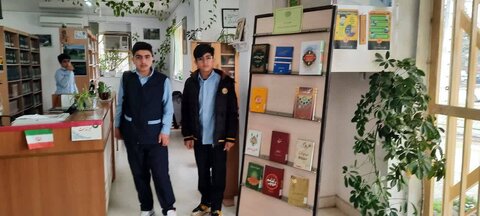 میزبانی کتابخانههای عمومی گیلان از دوستداران کتاب در روز نخست طرح کتابخانهگردی