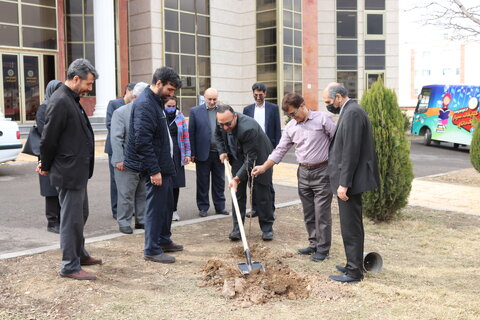 حضور مسئولان استانی در طرح کتابخانهگردی کتابخانه عمومی سید افضل موسوی زنجان