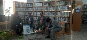 حضور فرماندار و جمعی از مدیران شهرستان جاجرم در کتابخانه شهید مطهری