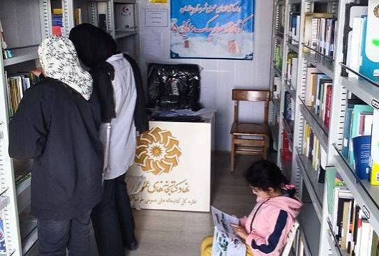 اقشار مختلف مردم خراسان رضوی حضور گستردهای در برگزاری تور کتابخانهگردی داشتند