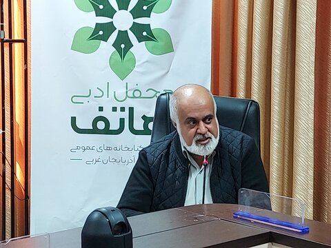 نظامی مقلد نیست، مبتکر است