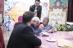 نشست هم نشینی کارکنان و کتابداران کتابخانه های عمومی استان تهران با عنوان «بهارانه»