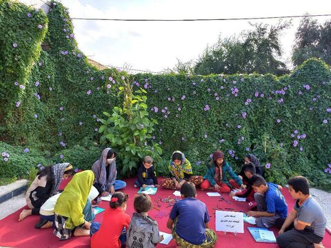 کتابخانه های روستایی، عموما تنها مراکز فعال فرهنگی و اجتماعی در هر روستا هستند