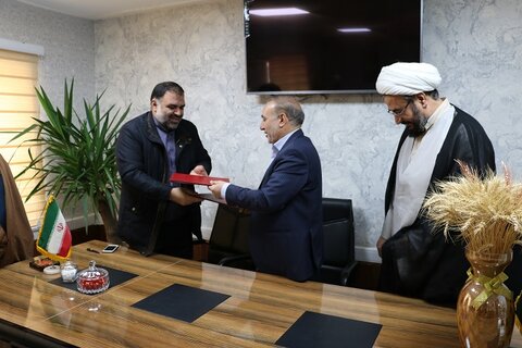 آمادگی کتابخانه های عمومی برای توسعه همکاری در اجرای برنامه های مشترک 