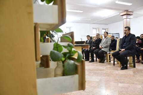 میزبانی ۴۵ کتابخانه عمومی چهارمحال و بختیاری از نظامی گنجوی