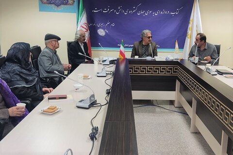 محفل ادبی و عصر شعرحکیم نظامی در کرمانشاه برگزار شد