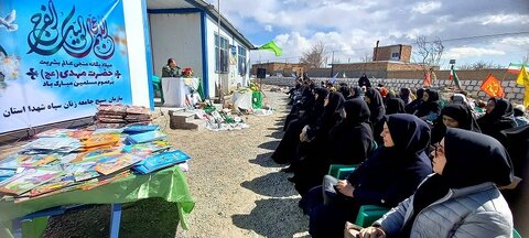 حضور کاروان جهادی کتابخوانی کتابخانه‌های عمومی آذربایجان‌غربی در روستای باشلان بشلو