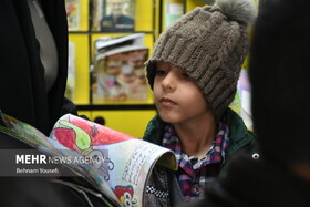 عمو کتابی و هزار یار مهربان